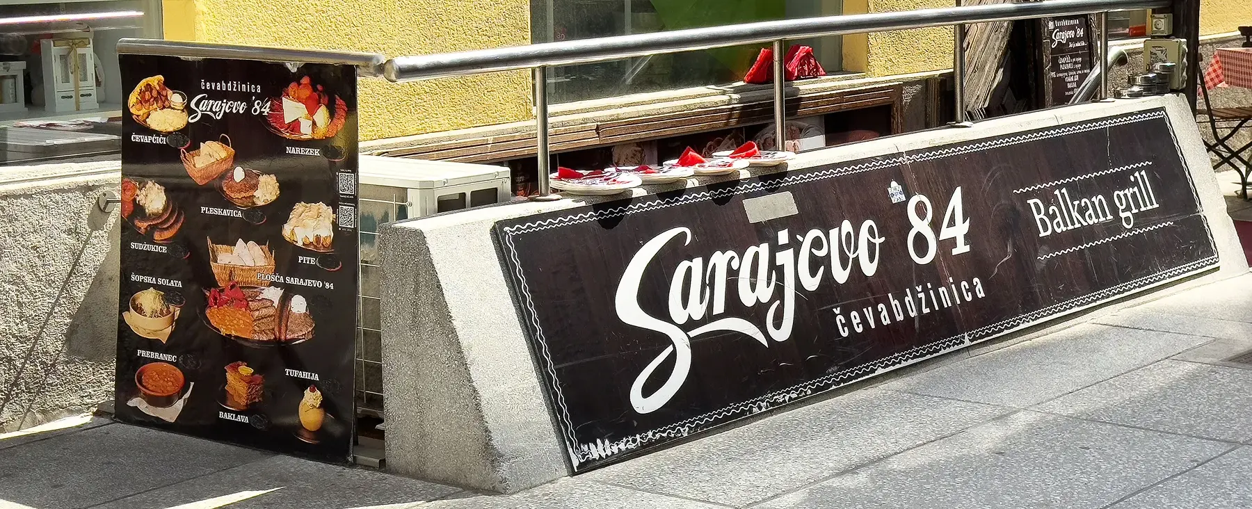 Sacramento Sidewalk Signs
